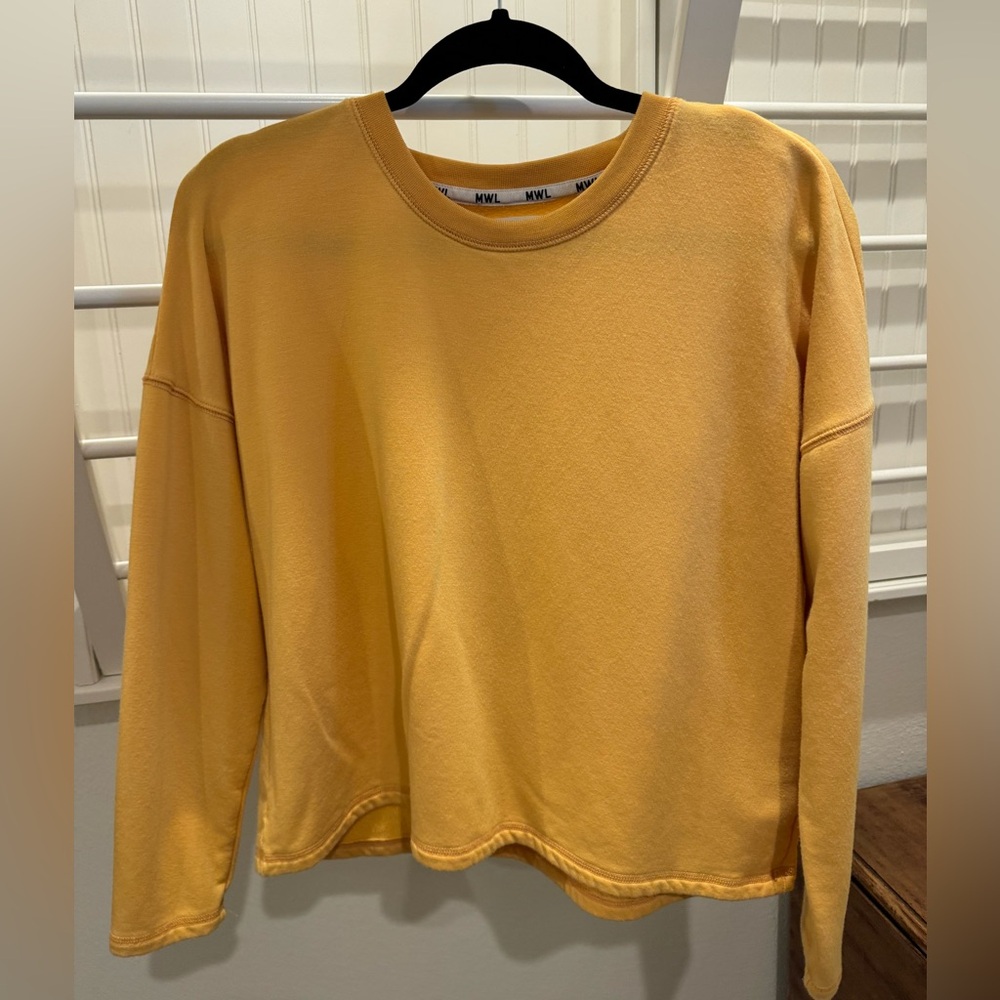 Madewell super soft yellow sweatshirts size M